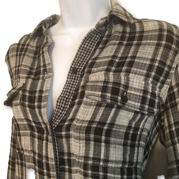 MADEWELL - Lightweight Black & White Plaid Button Down Top - Picture 2 of 7